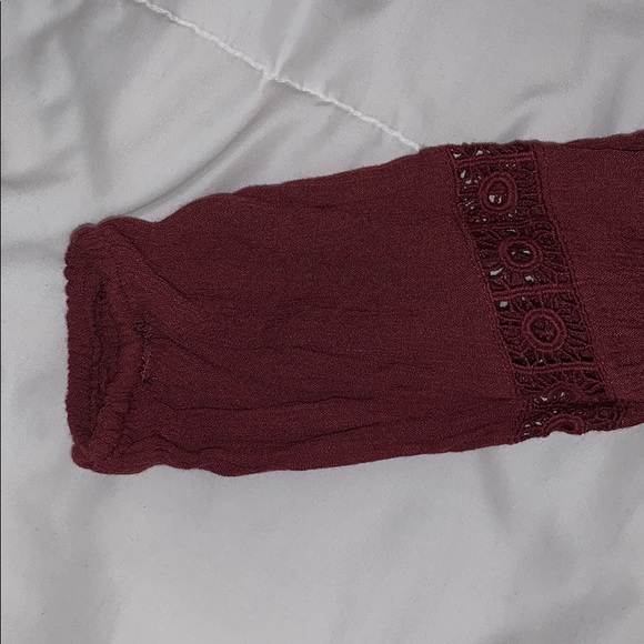 Charlotte Russe Cold Shoulder Maroon/Red Blouse - Picture 3 of 4